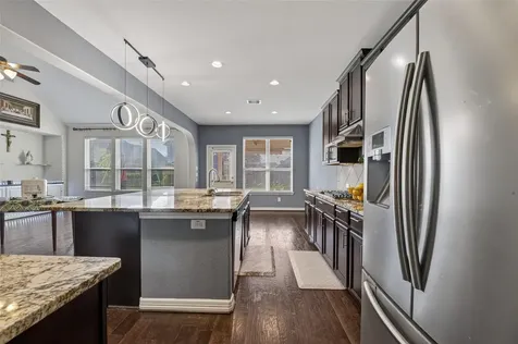 12611 Colonial Glen Court Pearland TX 77584