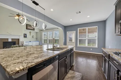 12611 Colonial Glen Court Pearland TX 77584