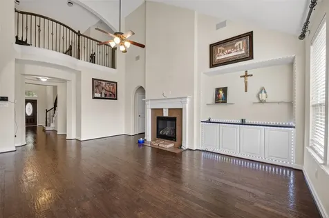 12611 Colonial Glen Court Pearland TX 77584