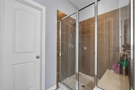 12611 Colonial Glen Court Pearland TX 77584