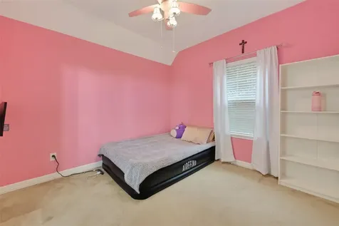 12611 Colonial Glen Court Pearland TX 77584