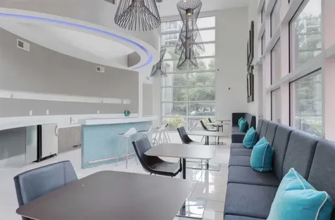 3660 Richmond Avenue 322 Houston TX 77046