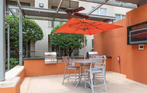 3660 Richmond Avenue 322 Houston TX 77046