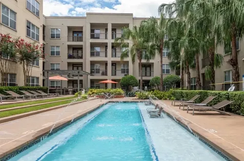 3660 Richmond Avenue 322 Houston TX 77046