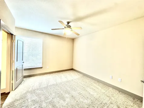 3660 Richmond Avenue 322 Houston TX 77046