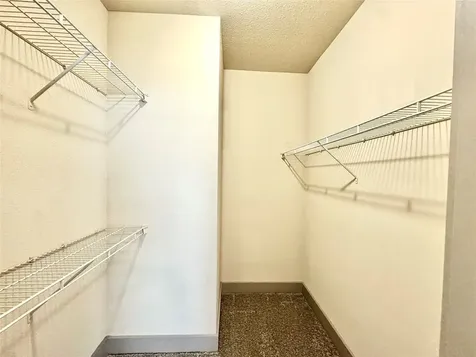 3660 Richmond Avenue 322 Houston TX 77046