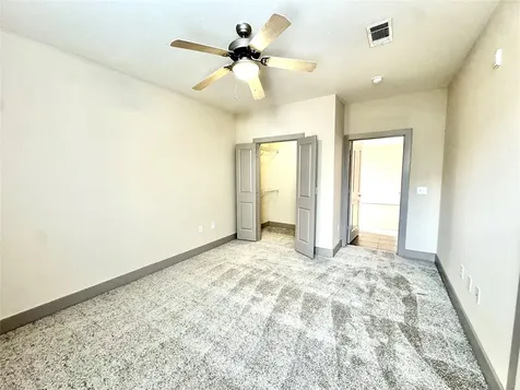 3660 Richmond Avenue 322 Houston TX 77046