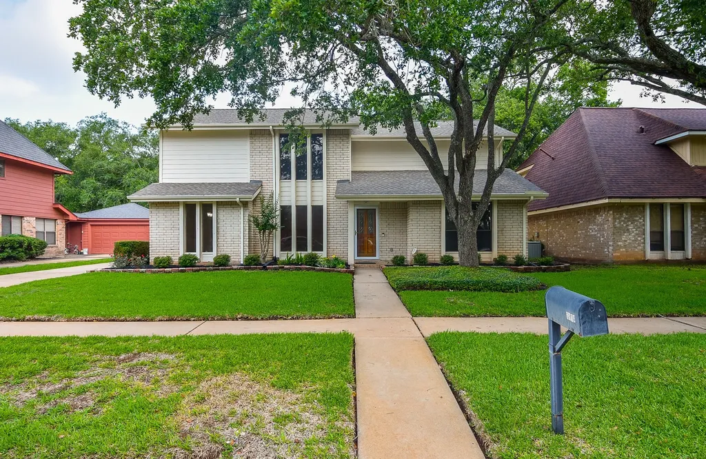 2814 River Birch Drive Sugar Land TX 77479