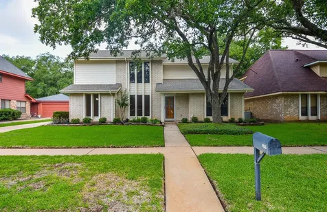 2814 River Birch Drive Sugar Land TX 77479