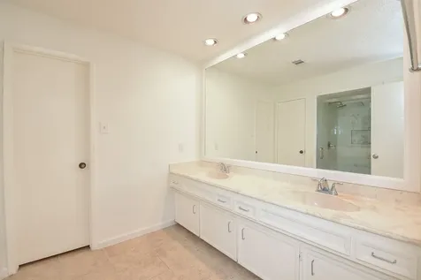 2814 River Birch Drive Sugar Land TX 77479
