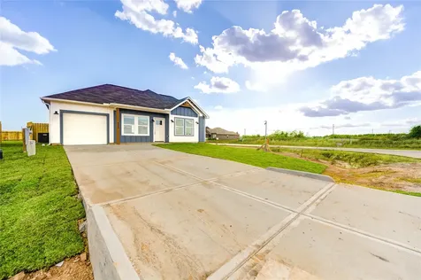 500 Road 5822 Cleveland TX 77327