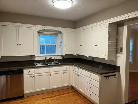 2121 Milford Street 2 Houston TX 77098