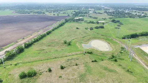 2100 Pine Knoll Road Bay City TX 77414