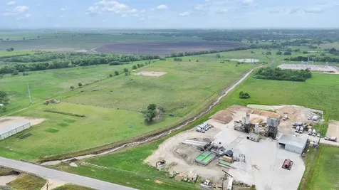 2100 Pine Knoll Road Bay City TX 77414