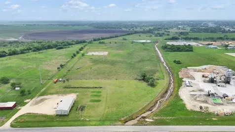 2100 Pine Knoll Road Bay City TX 77414
