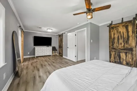 206 Melody Lane Friendswood TX 77546