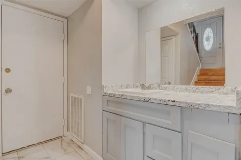 8622 Connaught Garden Drive Houston TX 77083