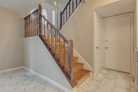 8622 Connaught Garden Drive Houston TX 77083