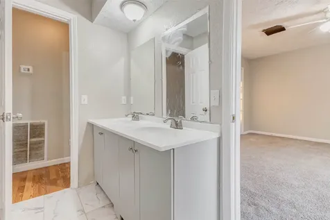 8622 Connaught Garden Drive Houston TX 77083