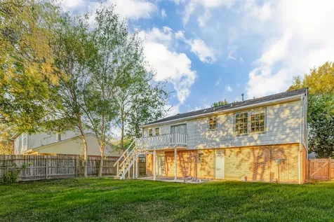 8622 Connaught Garden Drive Houston TX 77083