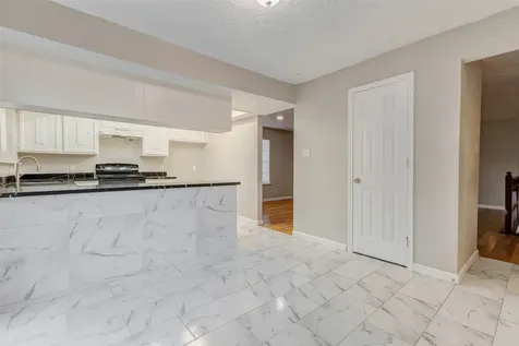 8622 Connaught Garden Drive Houston TX 77083