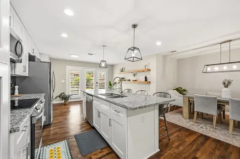 5022 W 43rd Street Houston TX 77092