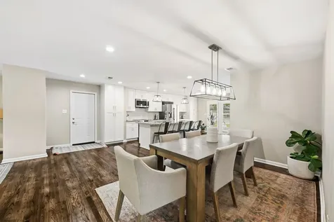 5022 W 43rd Street Houston TX 77092