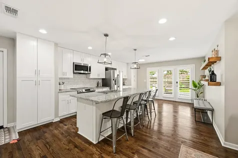 5022 W 43rd Street Houston TX 77092