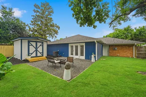 5022 W 43rd Street Houston TX 77092