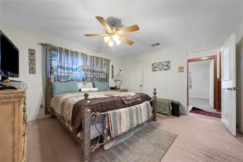 10614 Huntington Point Drive Houston TX 77099