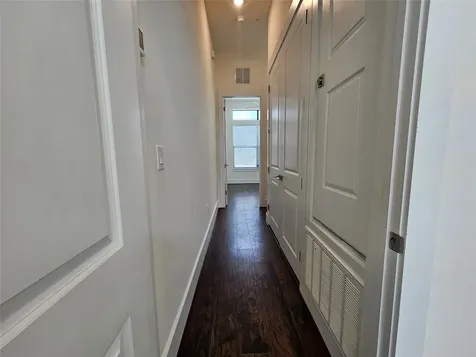 2401 Crawford Street C2a Houston TX 77004