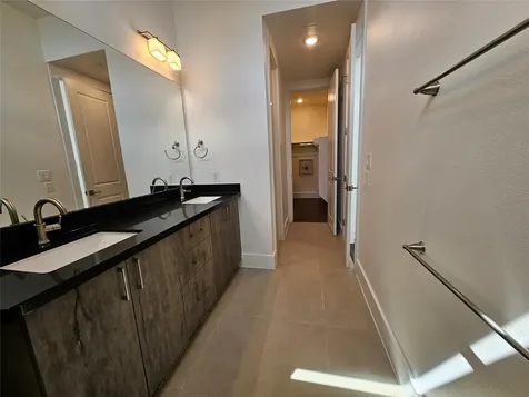 2401 Crawford Street C2a Houston TX 77004