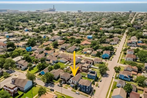 3223 Avenue M B Galveston TX 77550
