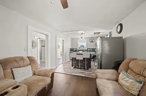 3223 Avenue M B Galveston TX 77550