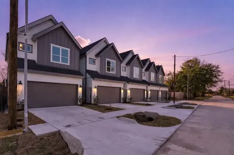 5027 Golden Forest Drive C Houston TX 77091