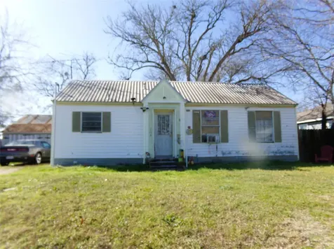 308 E East South Street Weimar TX 78962