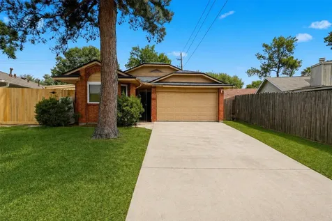 9114 Golden Sunshine Drive Houston TX 77064