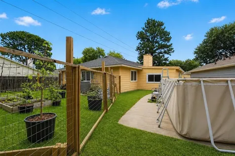 9114 Golden Sunshine Drive Houston TX 77064