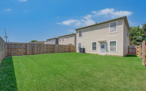 3407 Becker Glen Street Fresno TX 77545