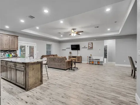 24 County Road 2293 Cleveland TX 77327