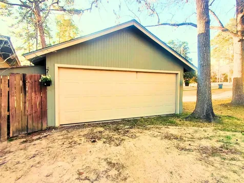 104 Sweet Gum Village Mills TX 77663