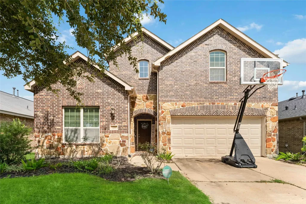 230 Golden Grain Drive Rosenberg TX 77469