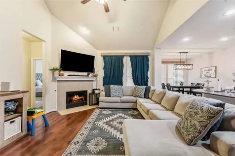 230 Golden Grain Drive Rosenberg TX 77469