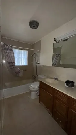 1913 Lincoln Drive Orange TX 77630