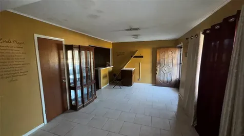 1913 Lincoln Drive Orange TX 77630