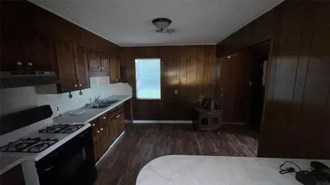 1913 Lincoln Drive Orange TX 77630