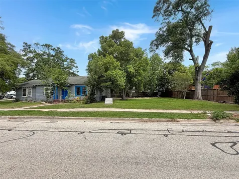 502 E Fayle Street Baytown TX 77520