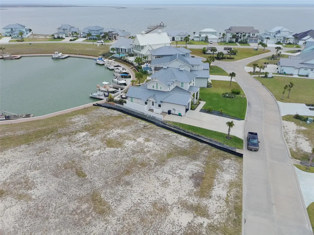 122 Bismarck Lane Rockport TX 78382