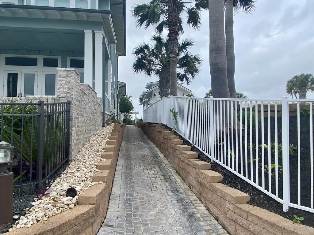 122 Bismarck Lane Rockport TX 78382