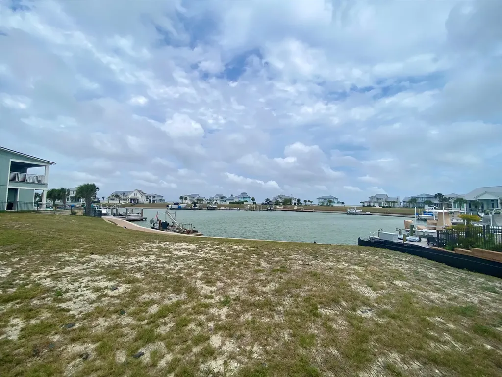 122 Bismarck Lane Rockport TX 78382